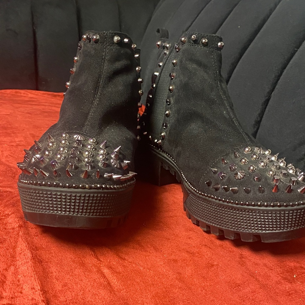 Cape Robbin Spiked Black Boots Size 11